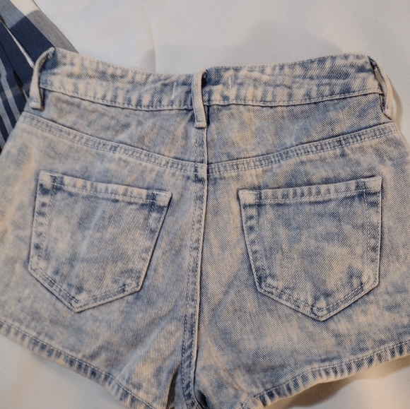 Roxy High Waist Floral Crochet Lace Acid Wash Denim Jean Shorts Size 00 - Picture 3 of 9